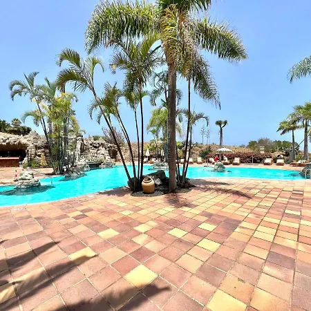 Increibles Vistas En Primera Linea Del Mar Con Piscina Daire