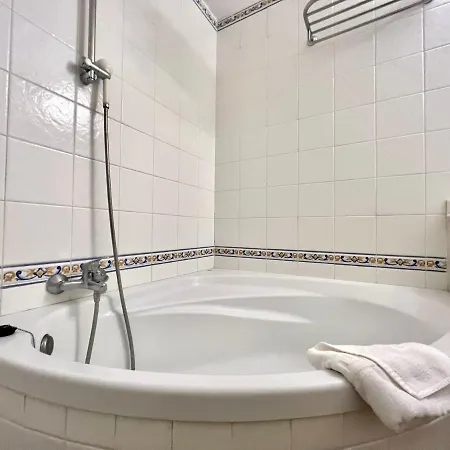 Increibles Vistas En Primera Linea Del Mar Con Piscina شقة لوس رياليخوس